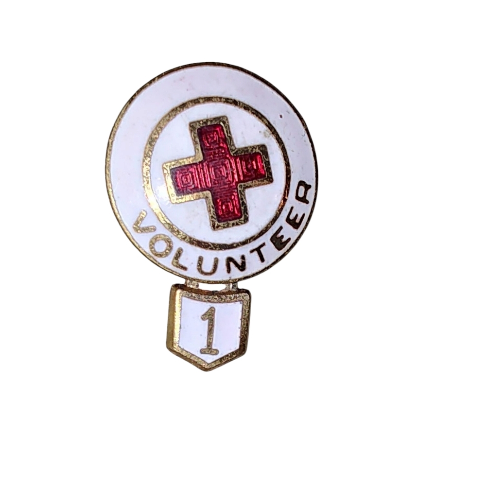 Vintage WW2 Red Cross Volunteer One Year Of Service Pin
